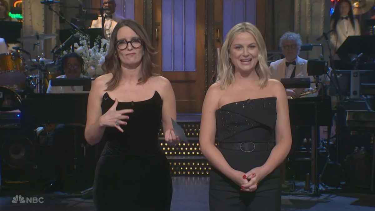 Amy Poehler Tiny Fey SNL50