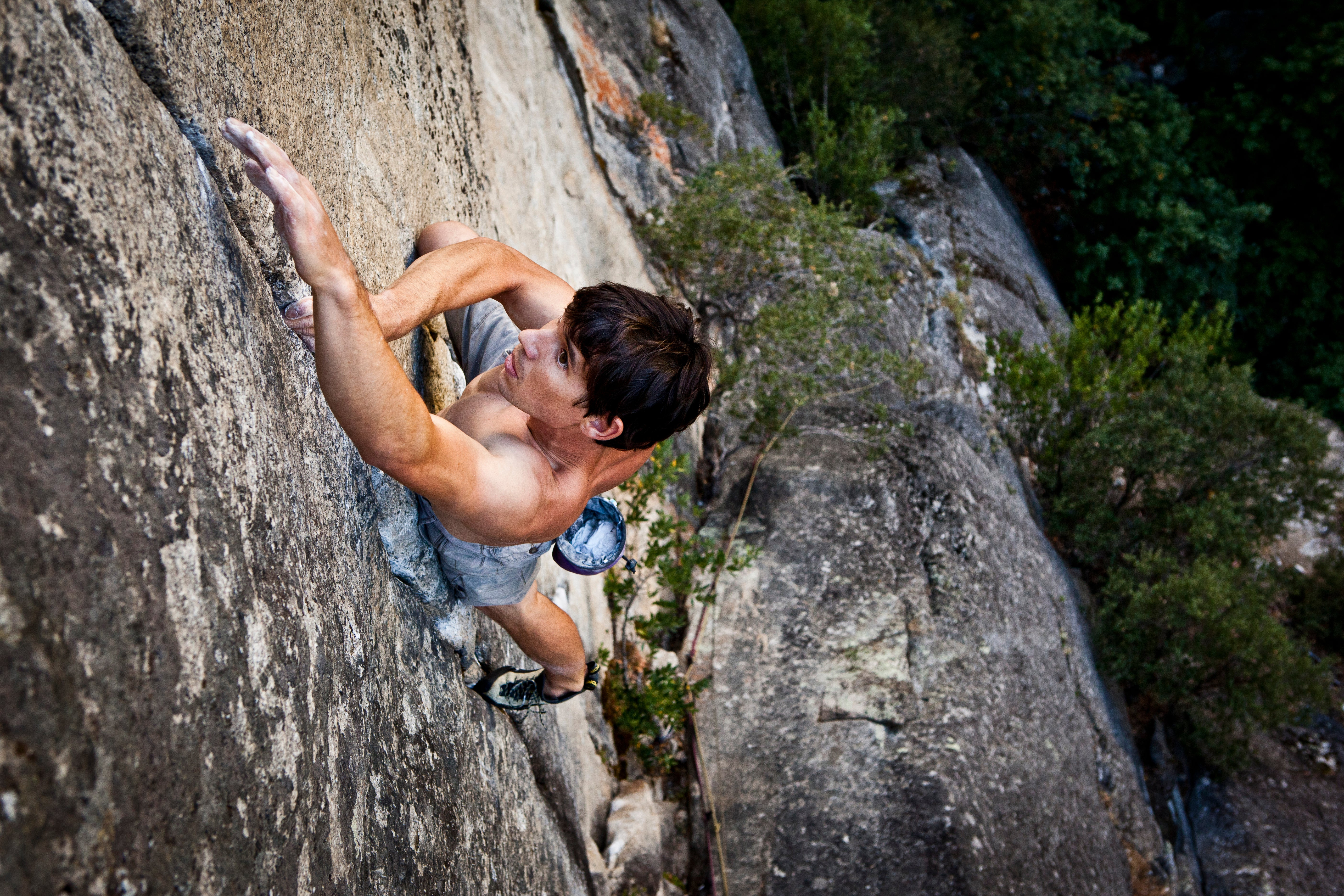 Alex Honnold Cosmic Debris Rock Climbing Freesolo