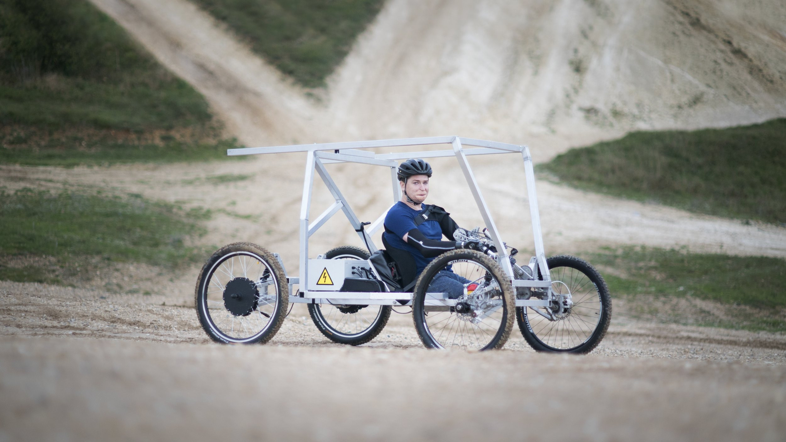 Alex Lewis handcycling